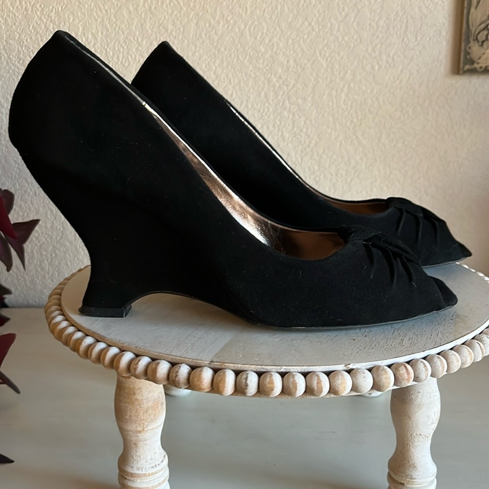 Spiegel velvet open toe wedge